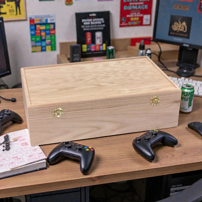 Oak 5-row wooden card box with gold hardware - holds 1875+ cards with two latches