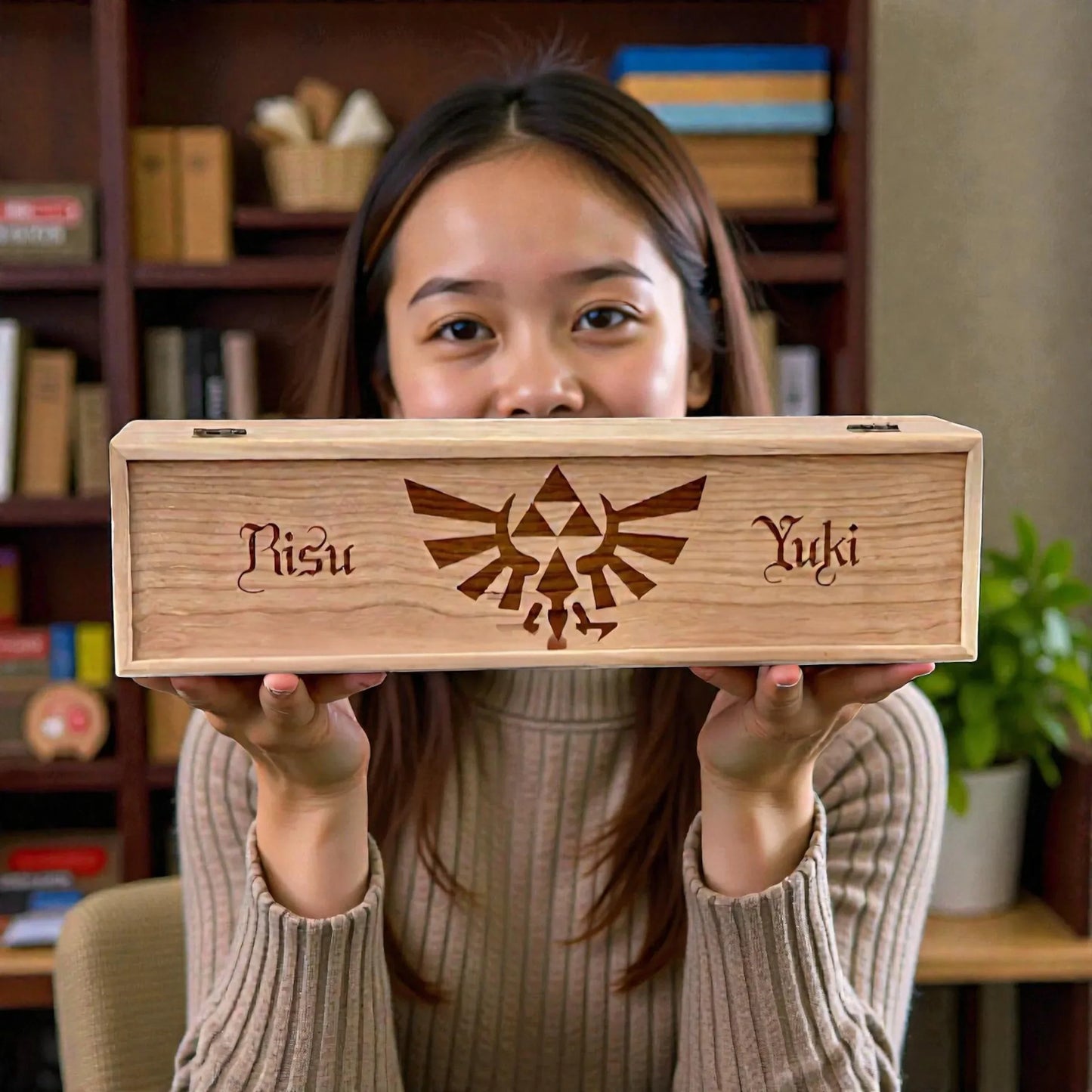 1-Row Wooden Trading Card Storage Box - MTG Deck Box - Holds 750+ Cards - The Designcraft Studio