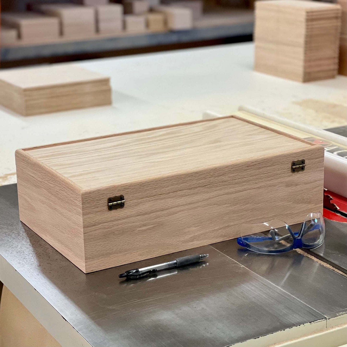 Extra Large Unfinished Wood Box with Lid & Tray | Engravable Wooden Box | Personalized | Handcrafted Wood Storage Box | (Box Shown in Oak)