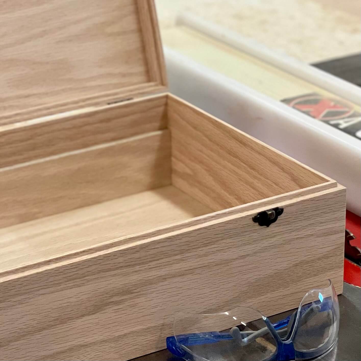 Extra Large Unfinished Wood Box with Lid & Tray | Engravable Wooden Box | Personalized | Handcrafted Wood Storage Box | (Box Shown in Oak)