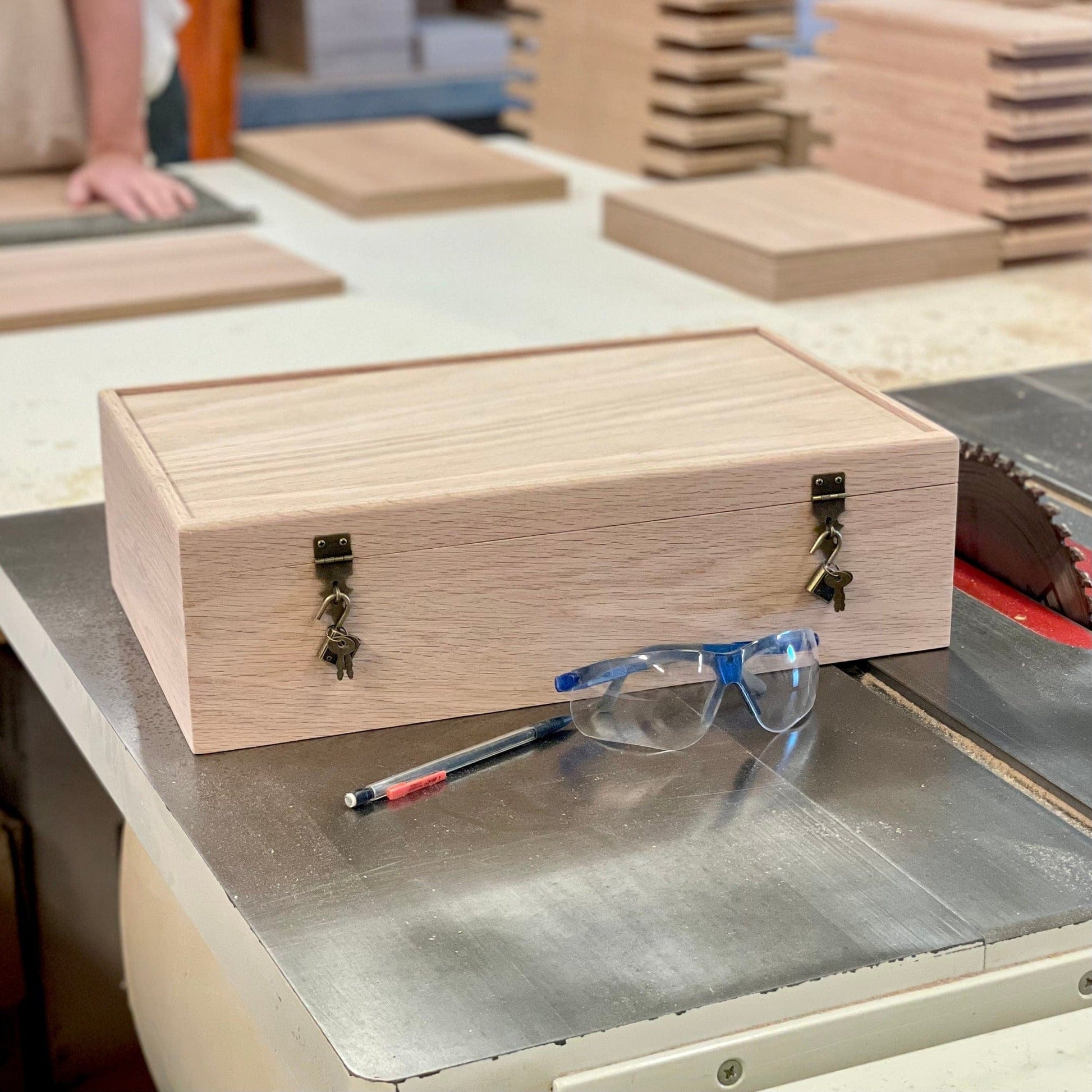 The Designcraft Studio Wood Box Extra Large Unfinished Wood Box with Hinged Lid 16 1/2 x 10 1/4 x 4 3/4 Personalized Laser Engraving Available